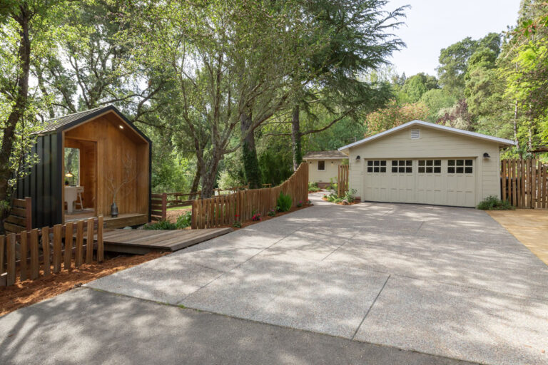 377 Wayside Rd, Portola Valley