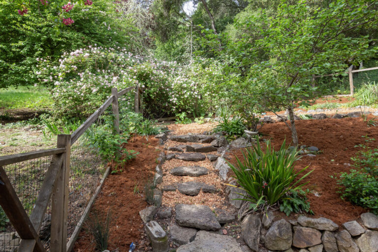 377 Wayside Rd, Portola Valley